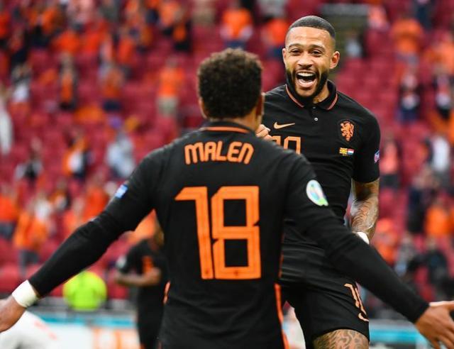 布流浪以其 布流浪以其