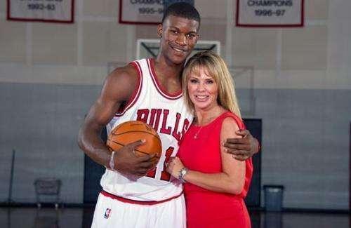 的交锋中感 的交锋中感